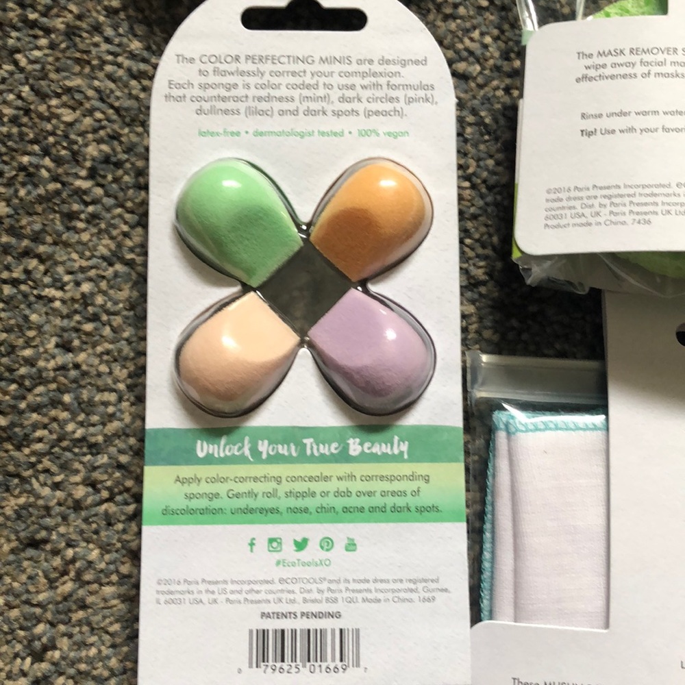 Ecotools Contouring Color Perfecting & More Bundle - Picture 6 of 9